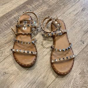 Steve Madden Travel Tan Sandal